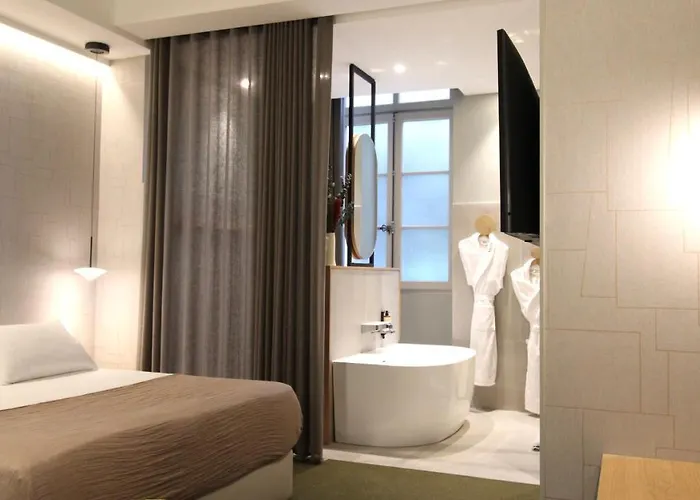 Mihotel Sala Szálloda *