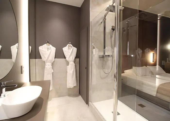 Szálloda Mihotel Sala Lyon