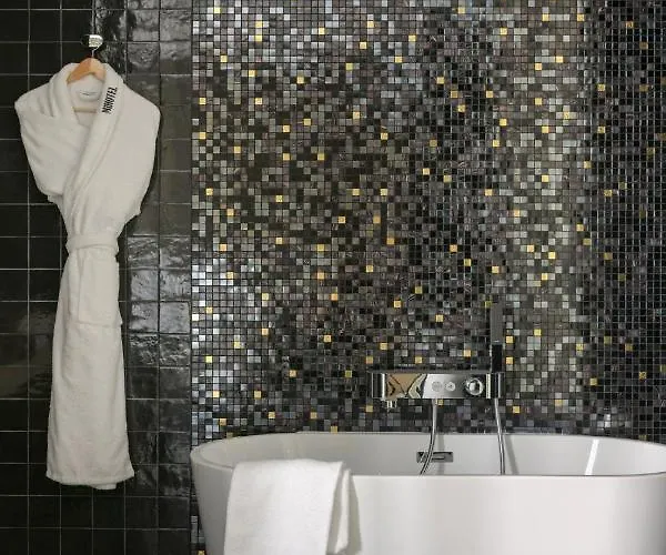 Mihotel Sala * ليون