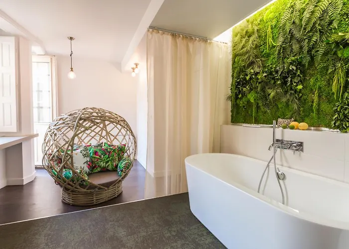 Szálloda Mihotel Sala Lyon