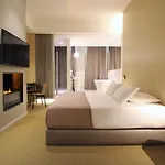 Mihotel Sala * Lyon