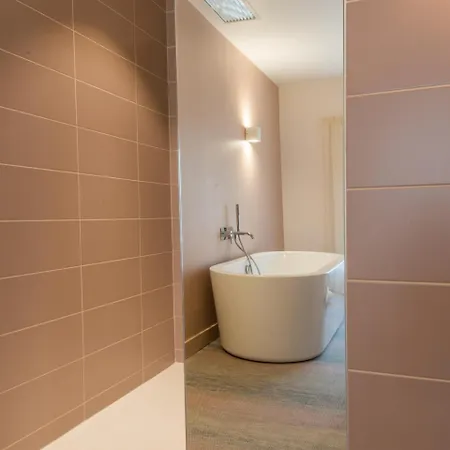 Mihotel Sala Lyon